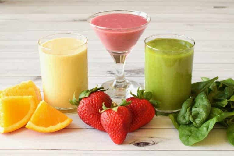 Cildinizi Gençleştiren Smoothie Tarifleri