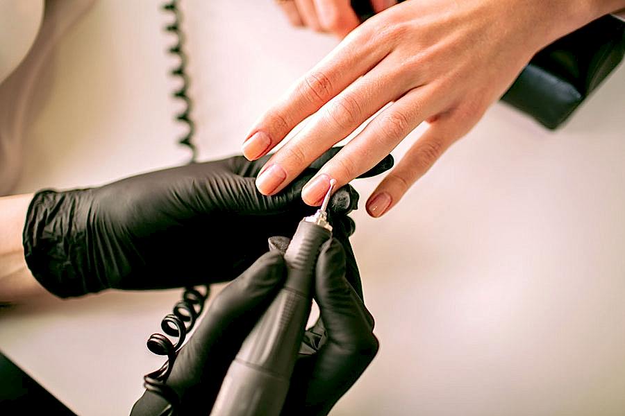 jel tırnak ve protez tırnak farkları